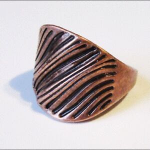 NWT Premier Designs Amelia Ring Size 6